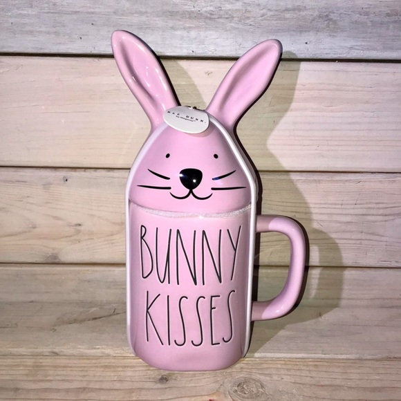 Rae Dunn Purple BUNNY KISSES Mug w/ Figural Topper NWT 🐣 - Picture 1 of 3
